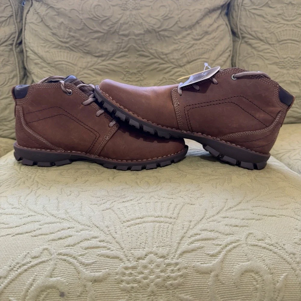 Caterpillar Men's sz 10.5 Transform 2.0 Chukka Boot‎ P722227 Leather Casual Work